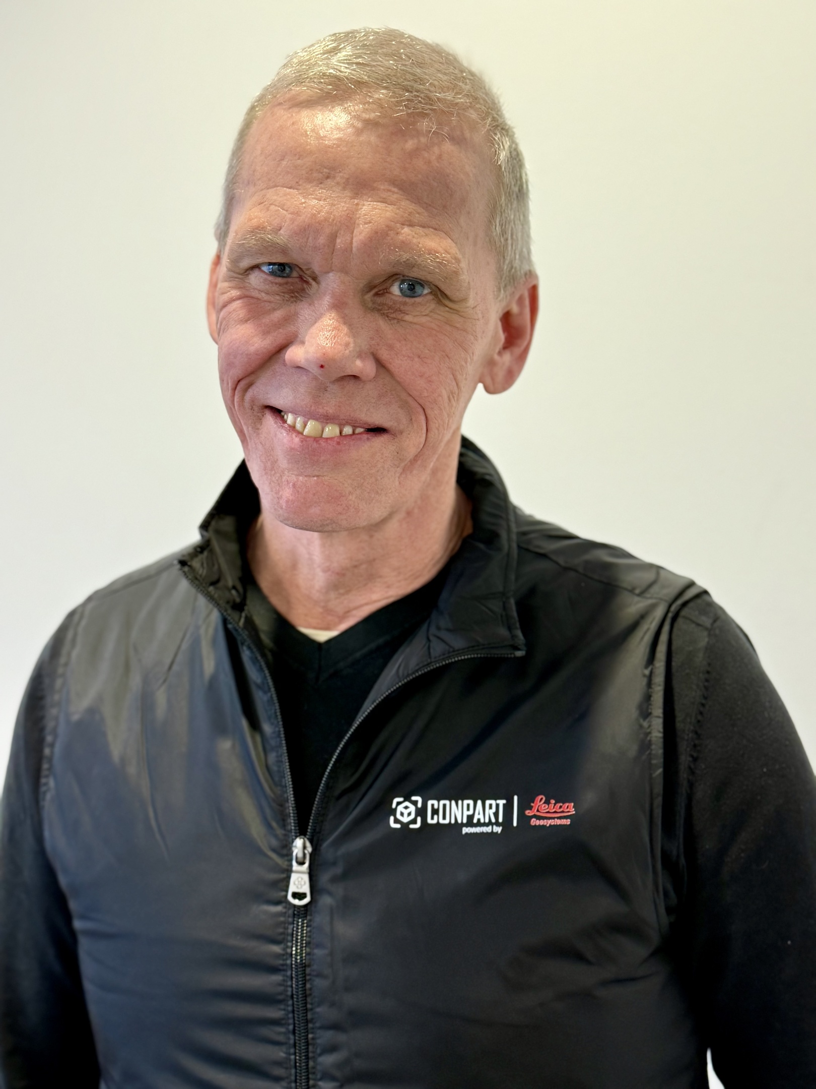 CONPART är återförsäljare för Leica Geosystems maskinstyrning för entreprenadmaskiner. Hos oss hittar du rätt lösning för ditt projekt.